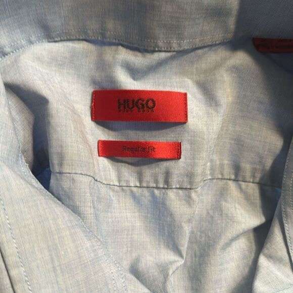 Hugo boss button down dress shirt 44/17.5 (7001) - Picture 3 of 3